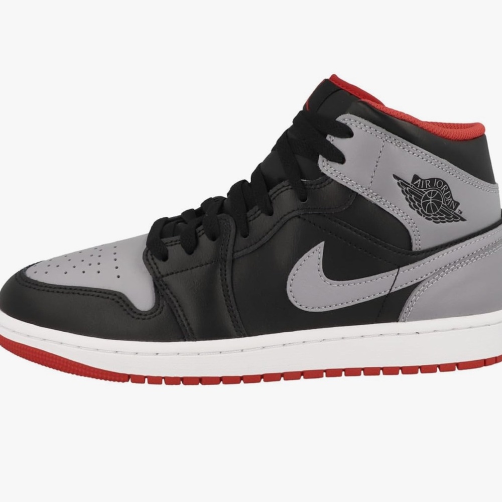 Jordan Men's Black and Gray Sneakers